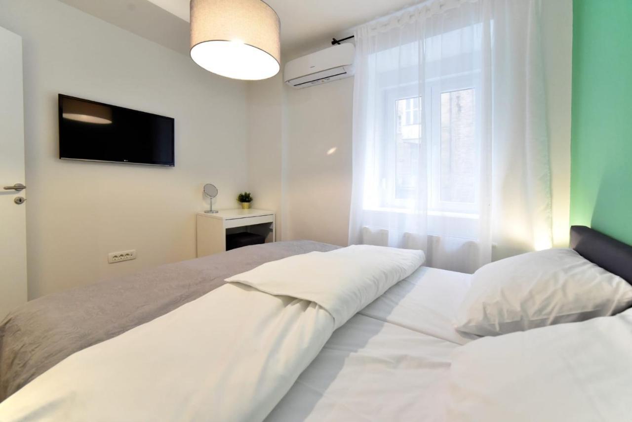 Moin Moin Double Bedroom Suite, Town Centre Zagreb Extérieur photo