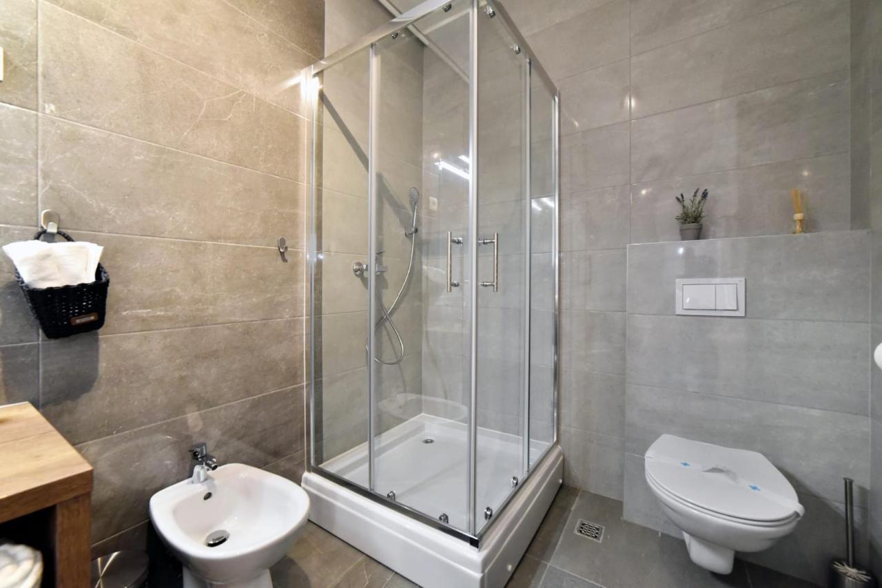 Moin Moin Double Bedroom Suite, Town Centre Zagreb Extérieur photo